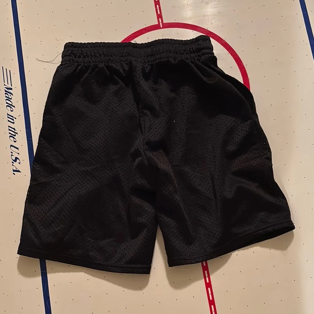 Athletic Works Kids Black Mesh Shorts Soze Medium 8 Used - Picture 3 of 3